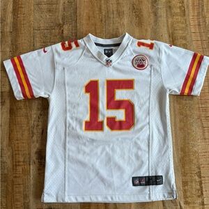 Nike NFL Kansas City Chiefs Patrick Mahomes #15 White Youth Jersey Size M 10-12